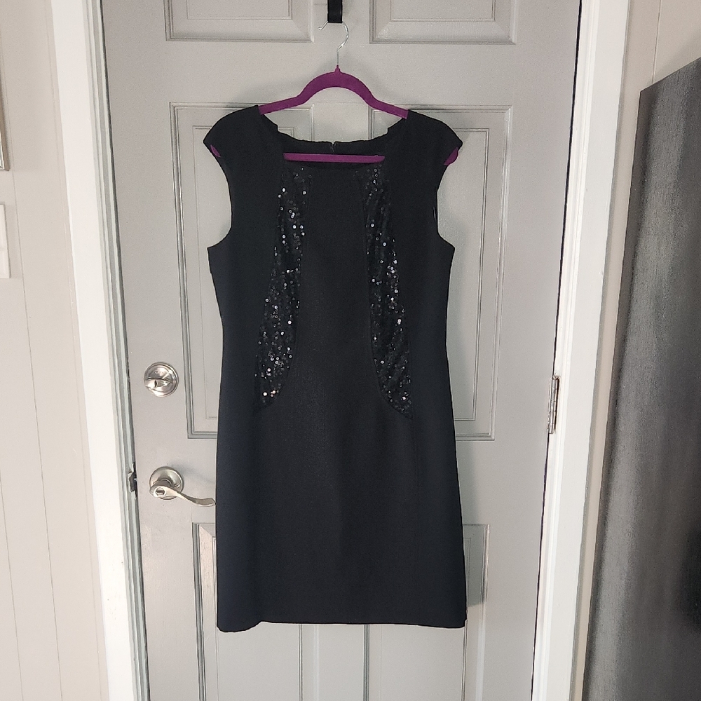Ellen Tracy Black Sheath Dress with Sequin Accents Sz. 14